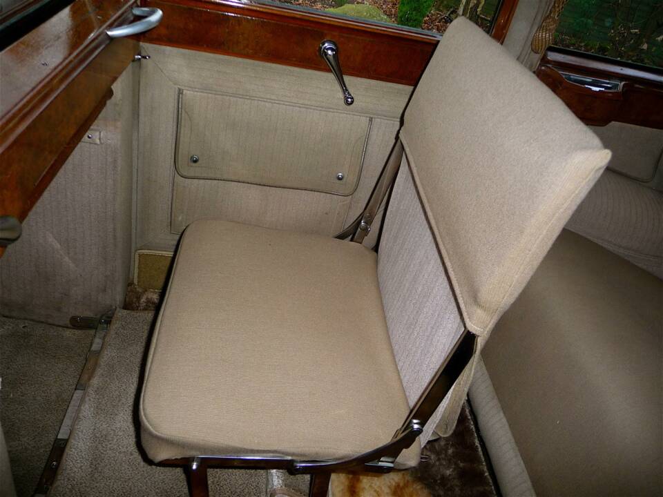 Image 24/44 of Rolls-Royce 20/25 HP (1933)