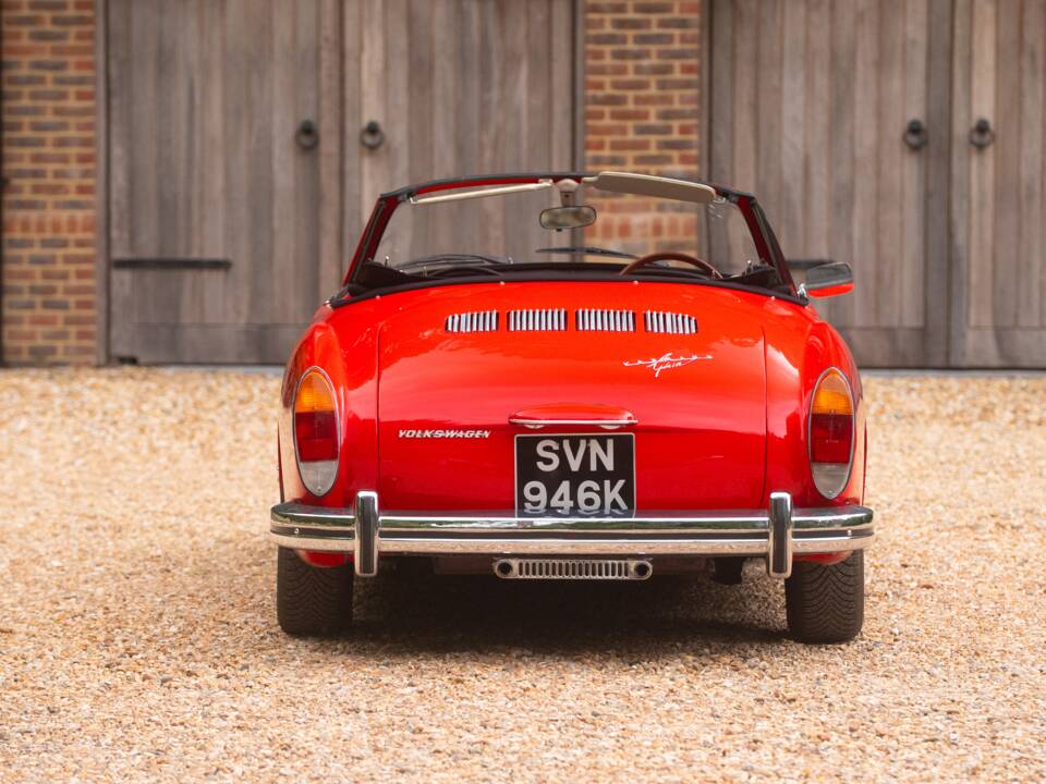 Image 20/50 de Volkswagen Karmann Ghia 1600 (1972)