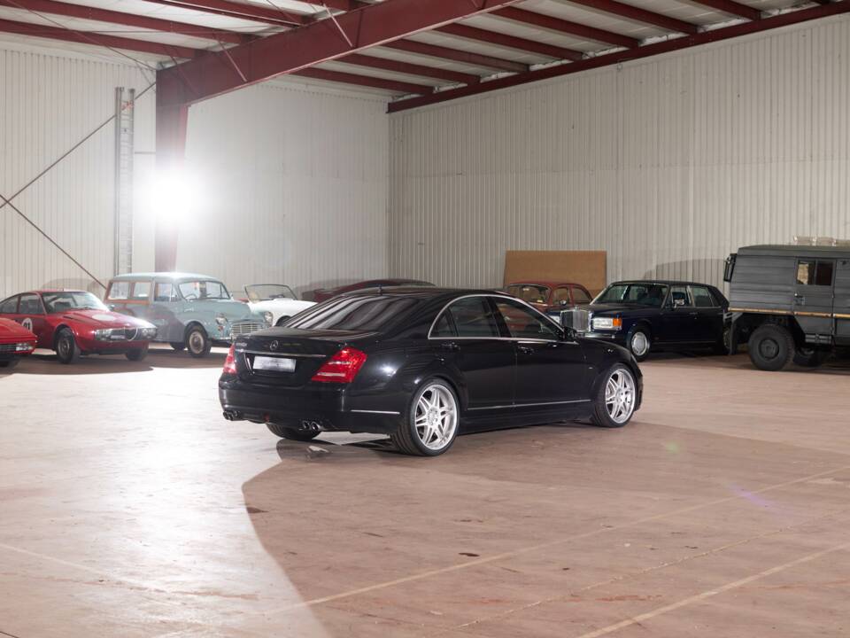 Image 7/128 de Mercedes-Benz S 500 BlueEFFICIENCY (2011)