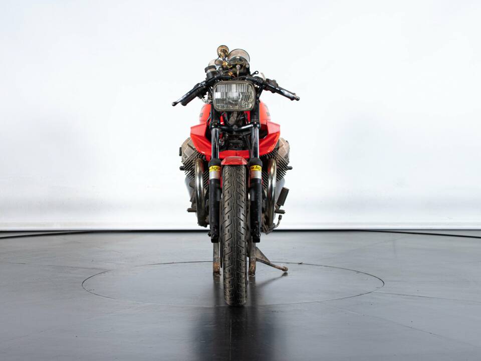 Image 3/49 de Moto Guzzi 850 LeMans (1981)