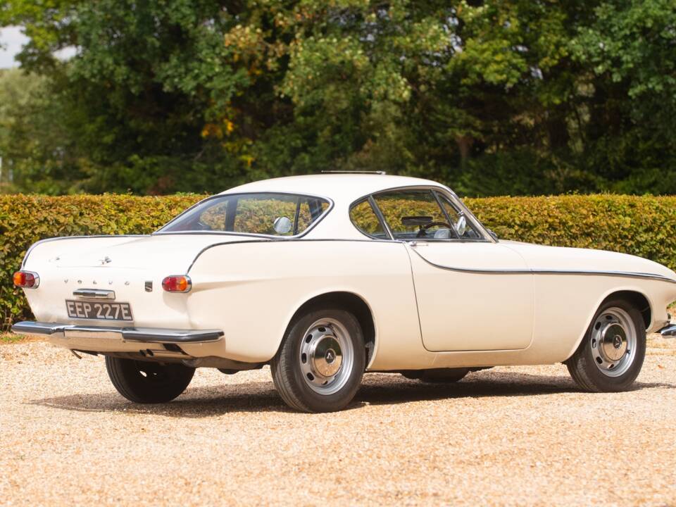 Image 3/50 of Volvo 1800 S (1966)