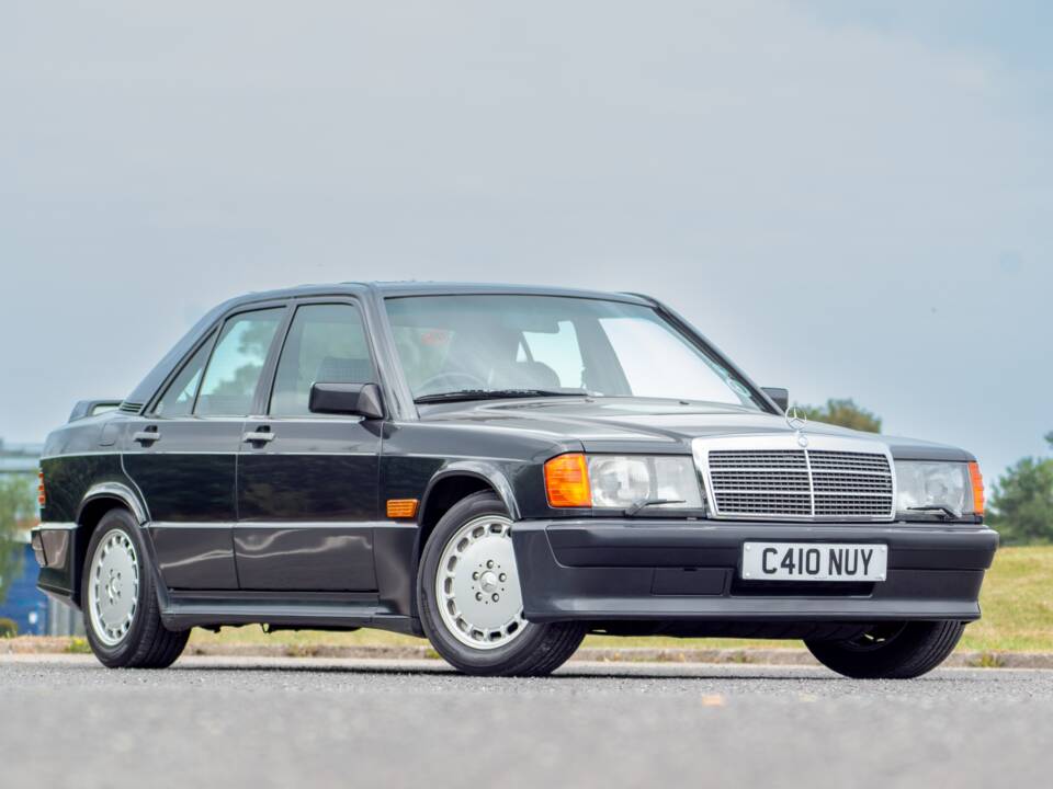 Bild 15/27 von Mercedes-Benz 190 E 2.3-16 (1985)