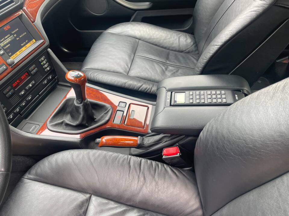 Bild 25/25 von BMW M5 (2000)