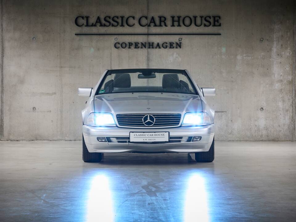 Immagine 15/95 di Mercedes-Benz SL 600 (1998)