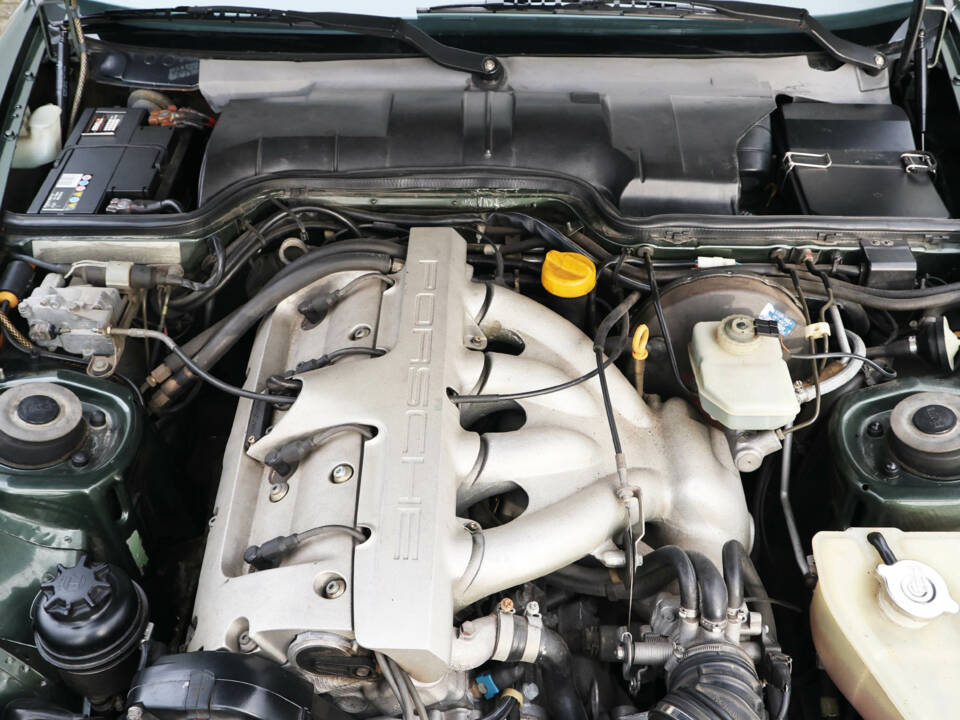 Bild 44/47 von Porsche 968 (1992)