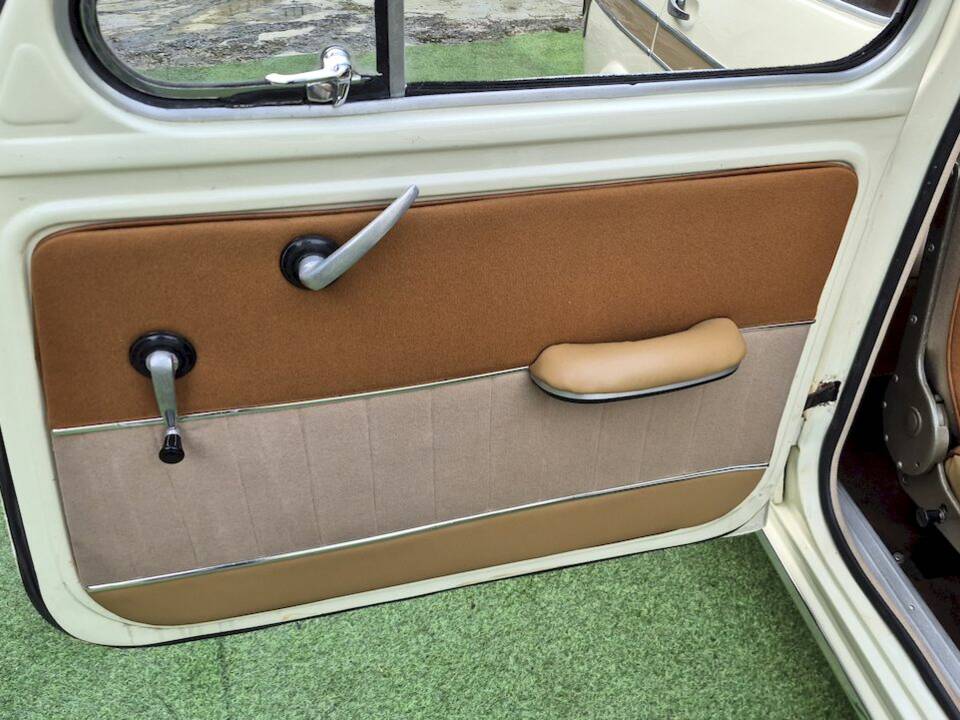 Image 36/55 of FIAT 1100-103 (1959)