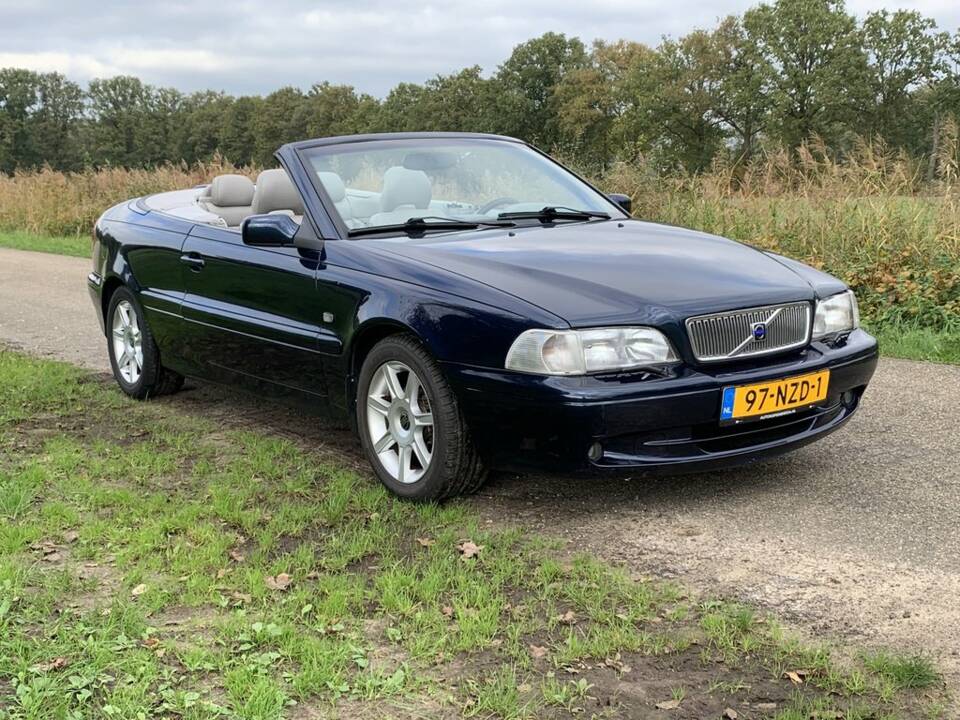 Imagen 1/8 de Volvo C70 2.4 T (2001)