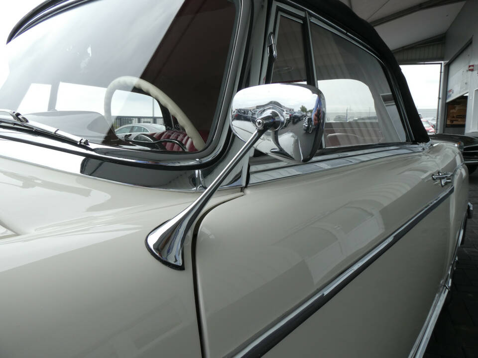 Immagine 25/29 di Mercedes-Benz 220 SE Cabriolet (1960)