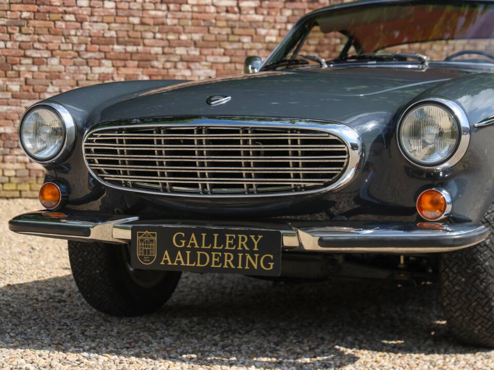 Image 15/50 de Volvo 1800 S (1966)