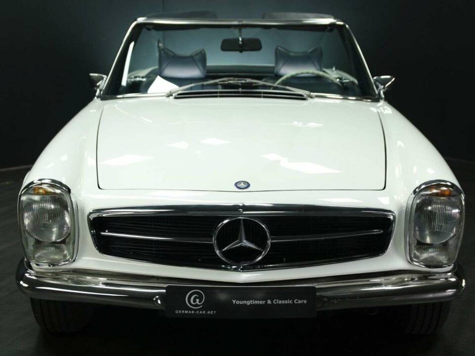 Image 9/50 of Mercedes-Benz 280 SL (1968)