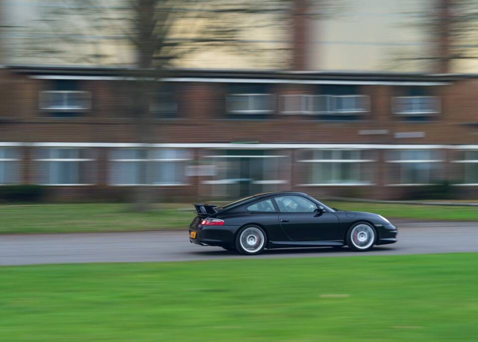 Image 33/54 of Porsche 911 GT3 (2005)