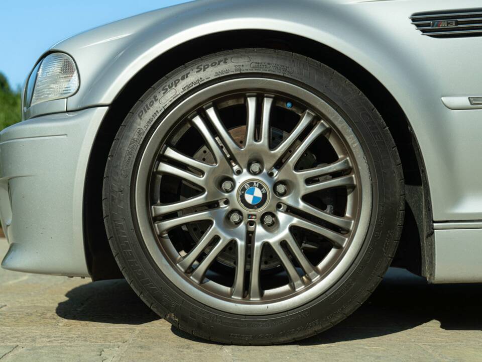 Image 29/50 of BMW M3 (2002)