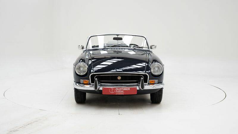 Image 9/15 of MG MGB (1972)