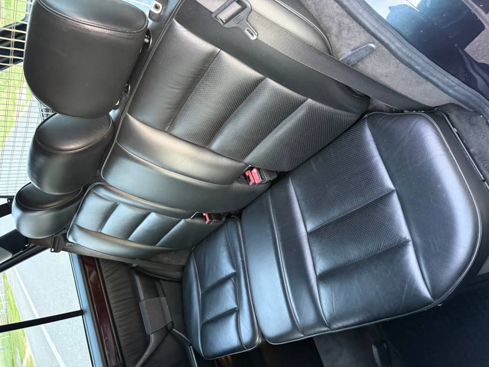 Image 18/24 of Mercedes-Benz E 320 T (1996)