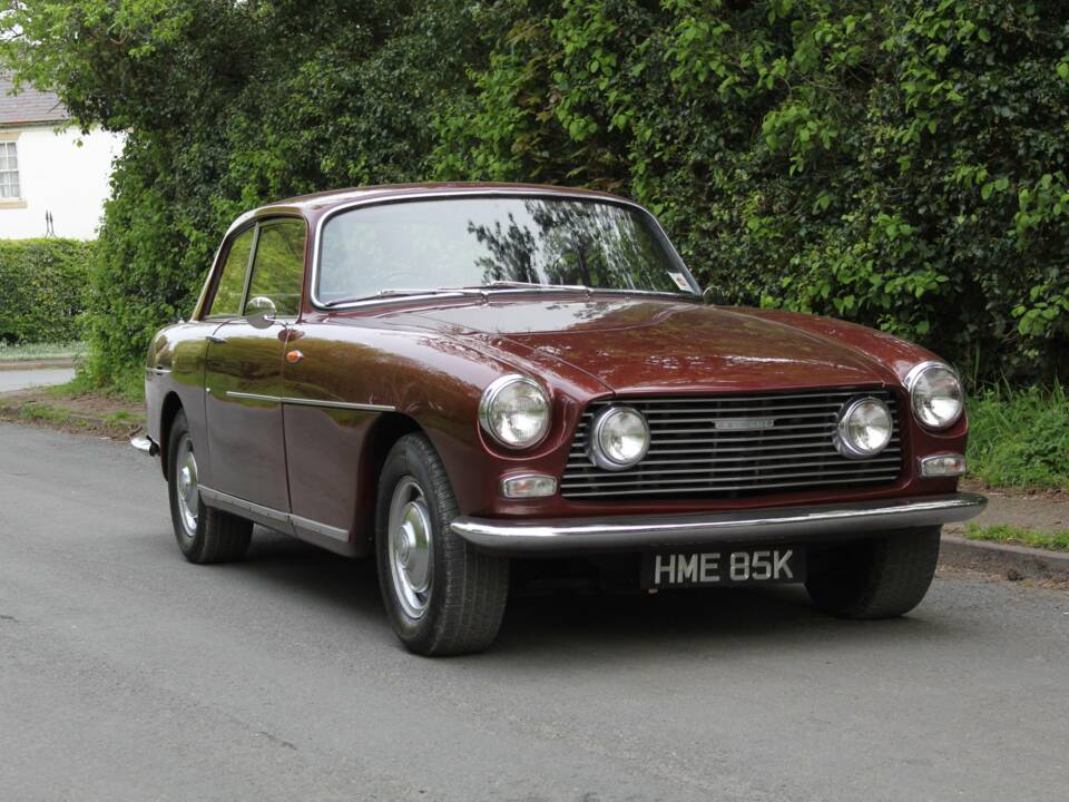 Image 1/17 of Bristol 411 Mk. I (1971)