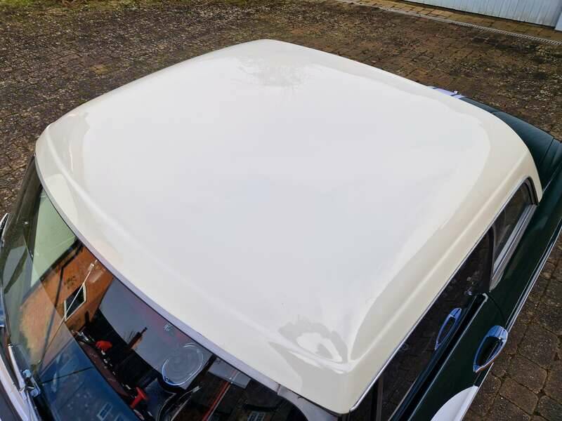 Image 17/50 of MG MGB GT (1965)