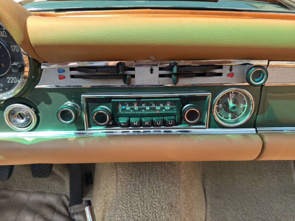 Imagen 17/31 de Mercedes-Benz 280 SL (1970)