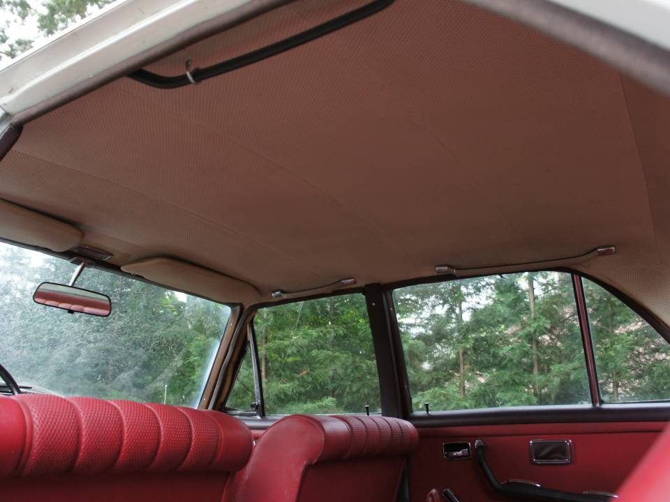 Imagen 20/22 de Mercedes-Benz 250 SE (1967)