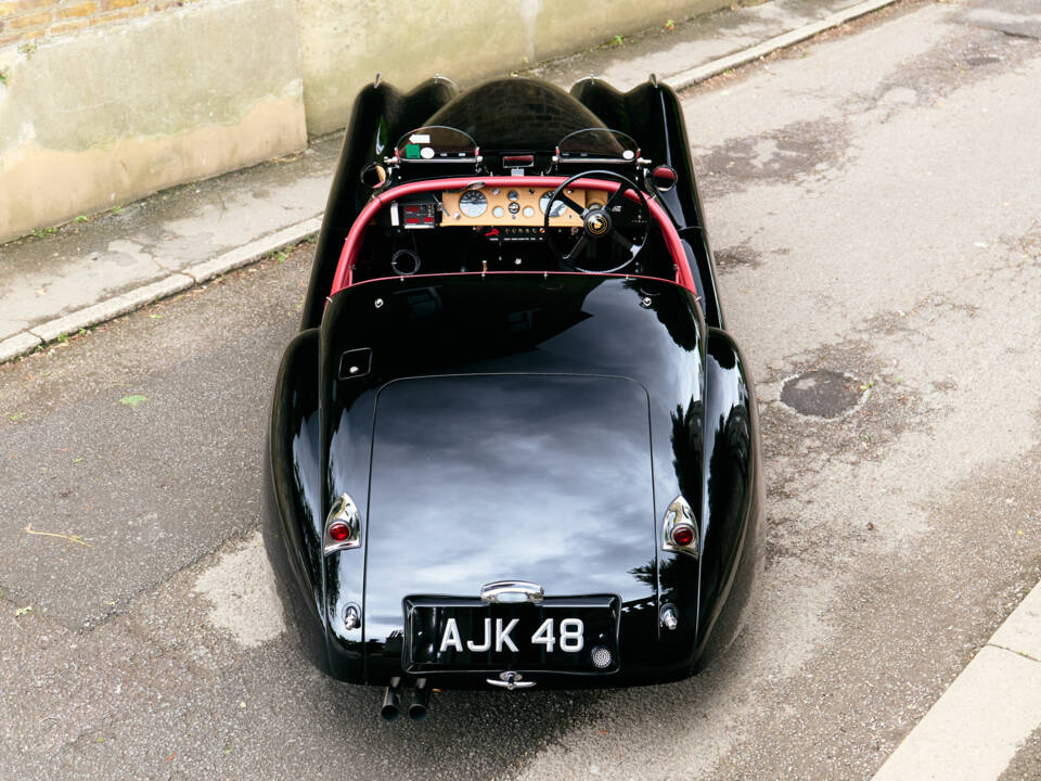 Image 20/22 of Jaguar XK 120 OTS (1951)