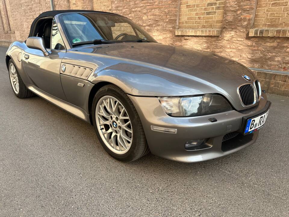 Bild 11/49 von BMW Z3 2.2i (2001)