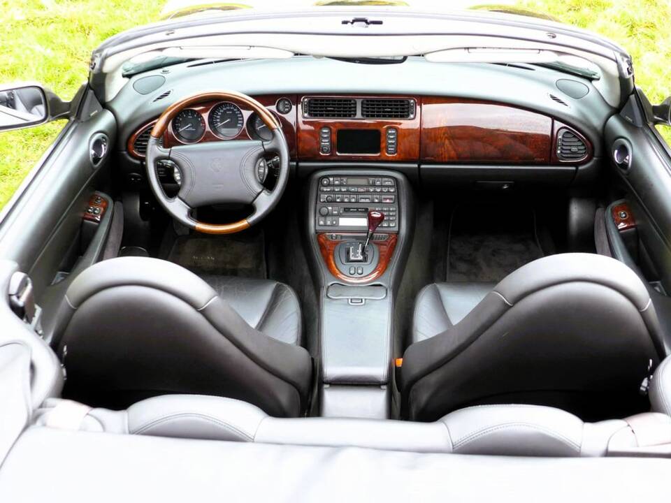 2000 Jaguar XKR Cabriolet
