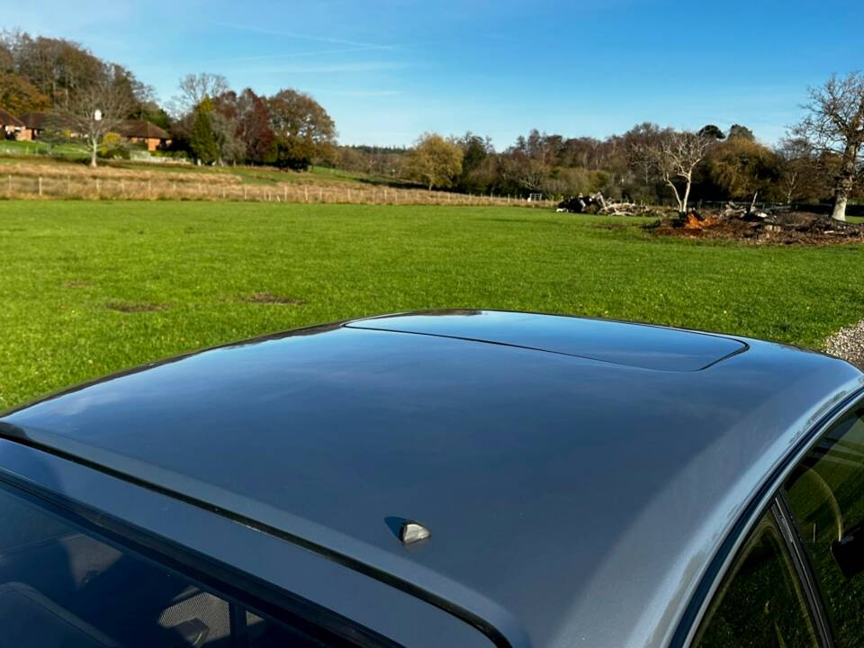 Bild 36/70 von Ford Capri 2,8i (1986)