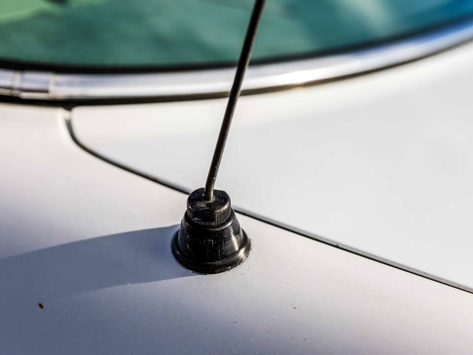 Image 81/175 of Mercedes-Benz 420 SE (1986)