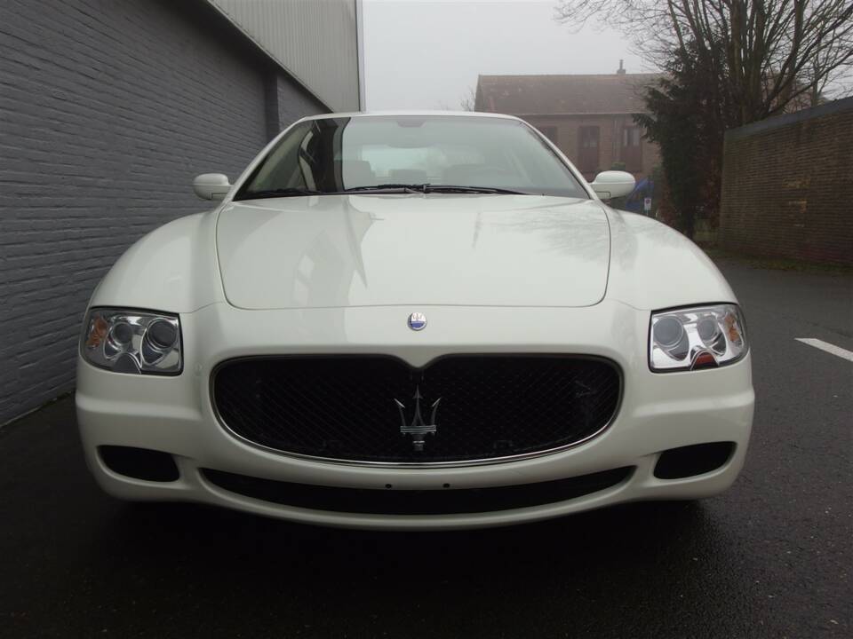 Imagen 8/99 de Maserati Quattroporte 4.2 (2007)