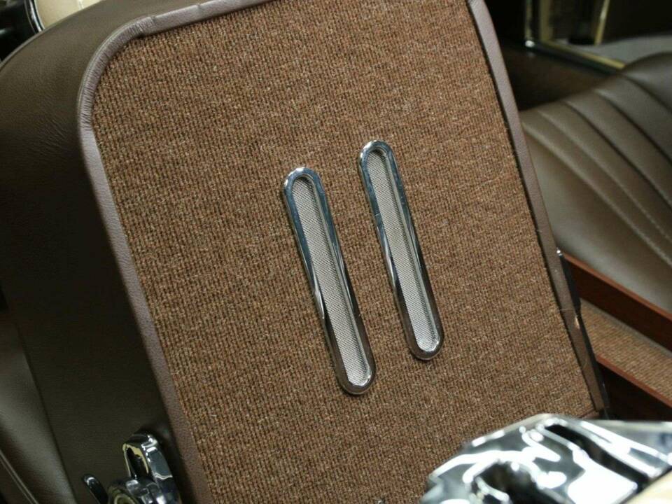 Image 26/50 of Mercedes-Benz 230 SL (1967)