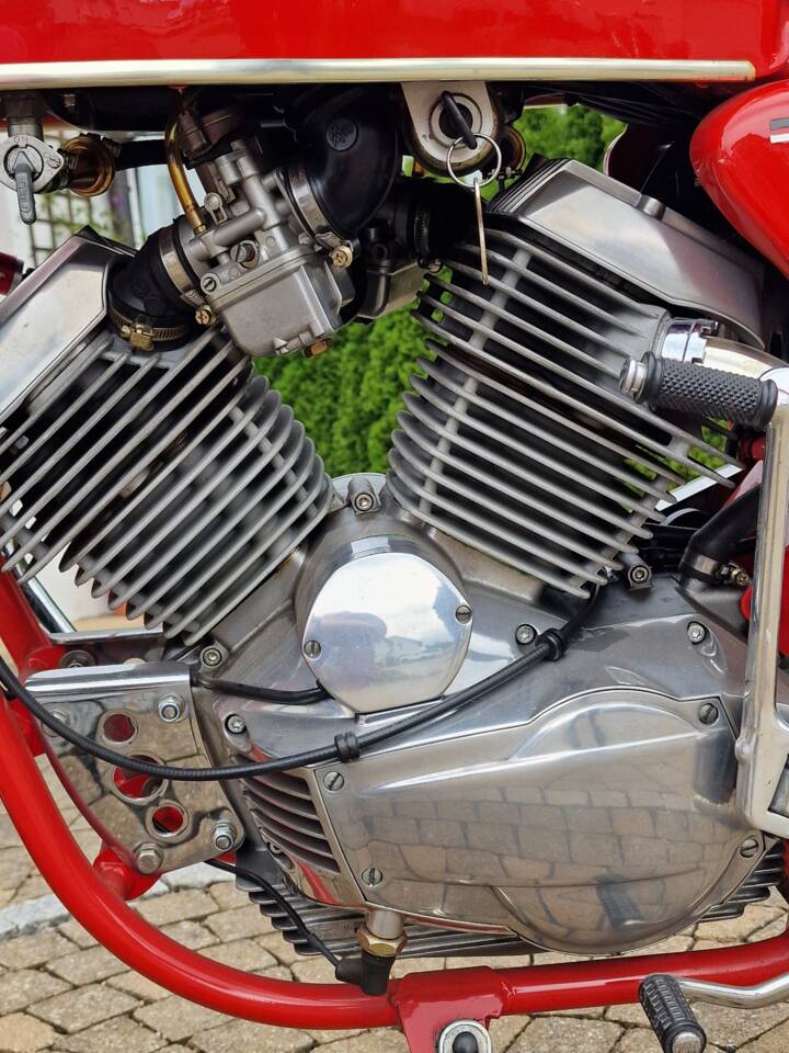 Image 21/55 of Moto Morini DUMMY (1984)