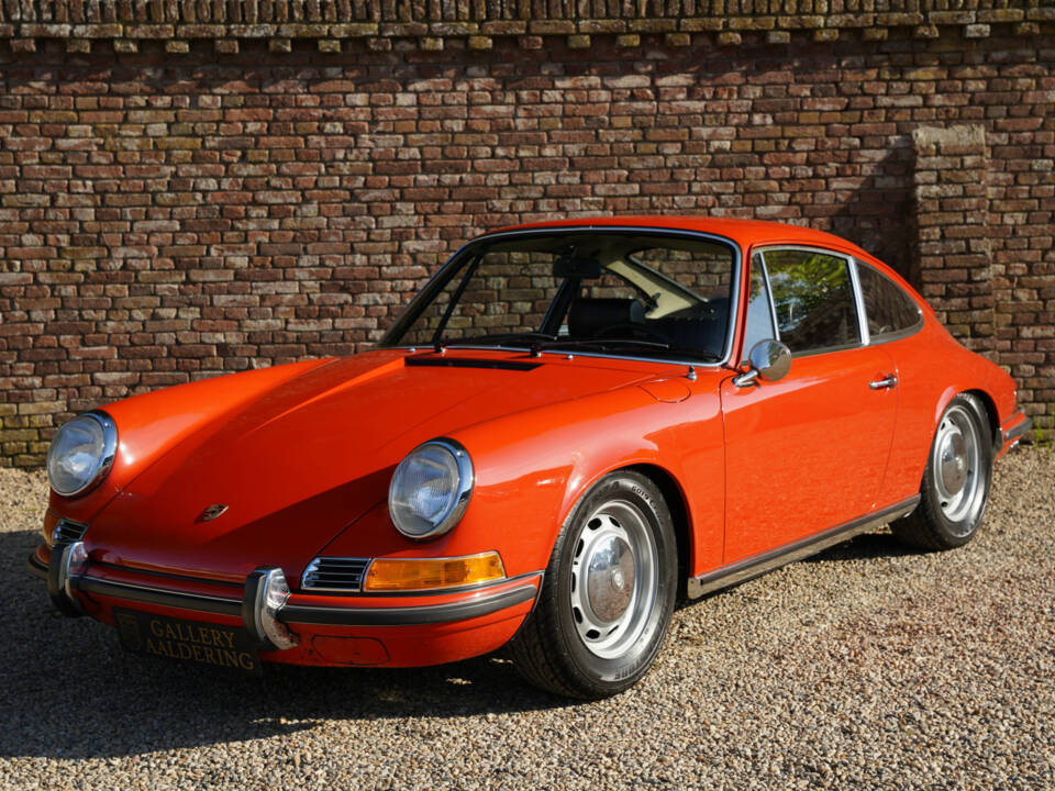 Image 47/50 of Porsche 911 2.2 T (1971)