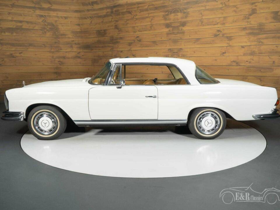 Bild 15/19 von Mercedes-Benz 280 SE (1973)