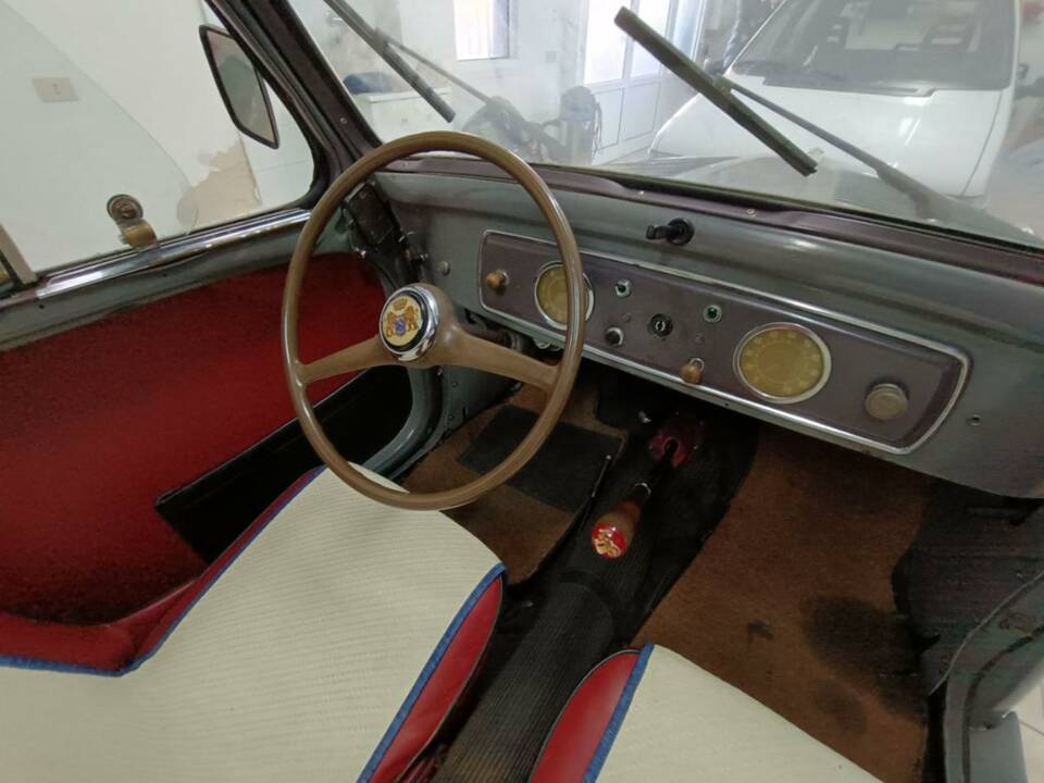 Bild 10/44 von FIAT 500 C Topolino (1950)