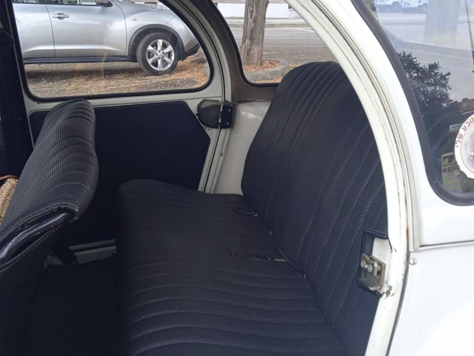Image 5/13 of Citroën 2 CV 6 (1985)
