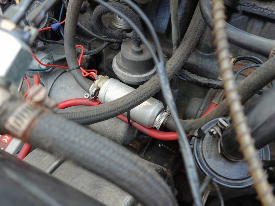Image 31/36 de Peugeot 404 Coupé (1967)