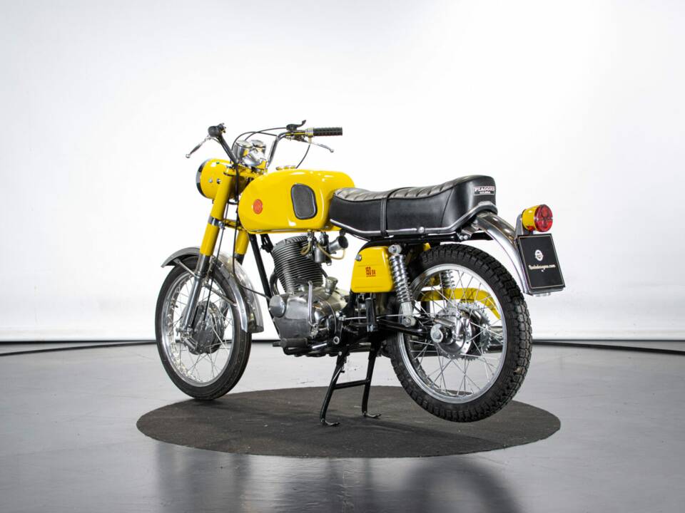Imagen 2/50 de Gilera 150 Autostrada (1971)