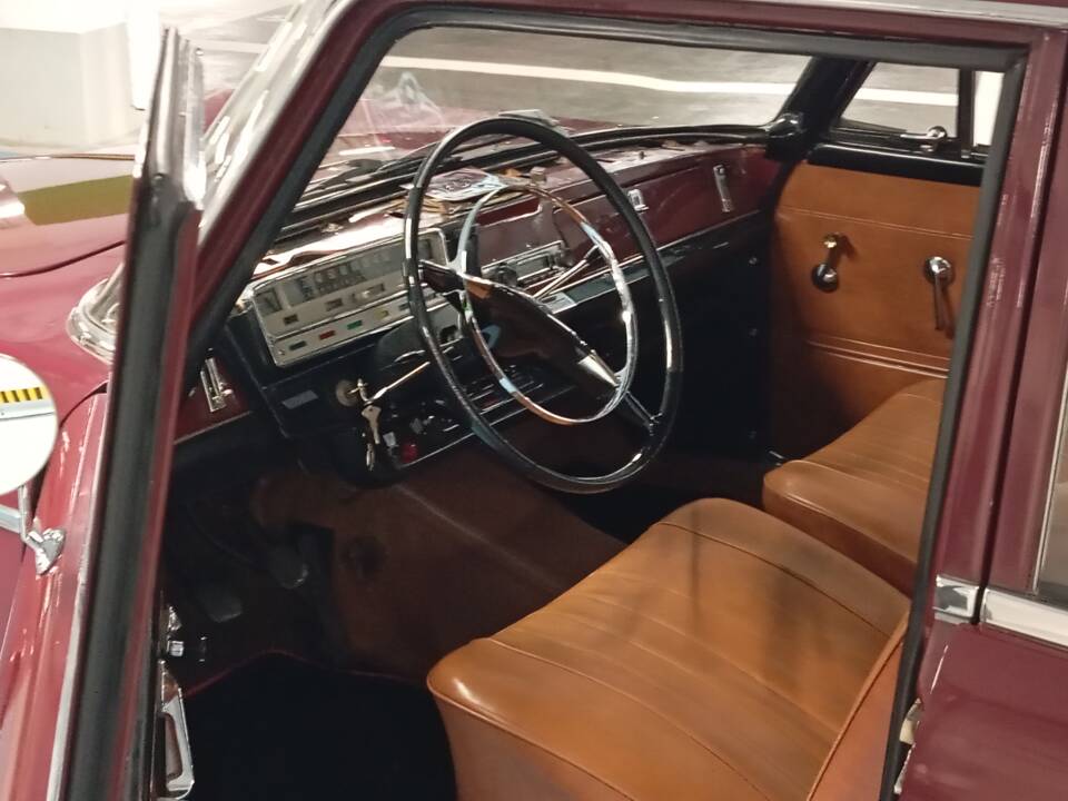 Image 26/50 of FIAT 1500 L (1965)