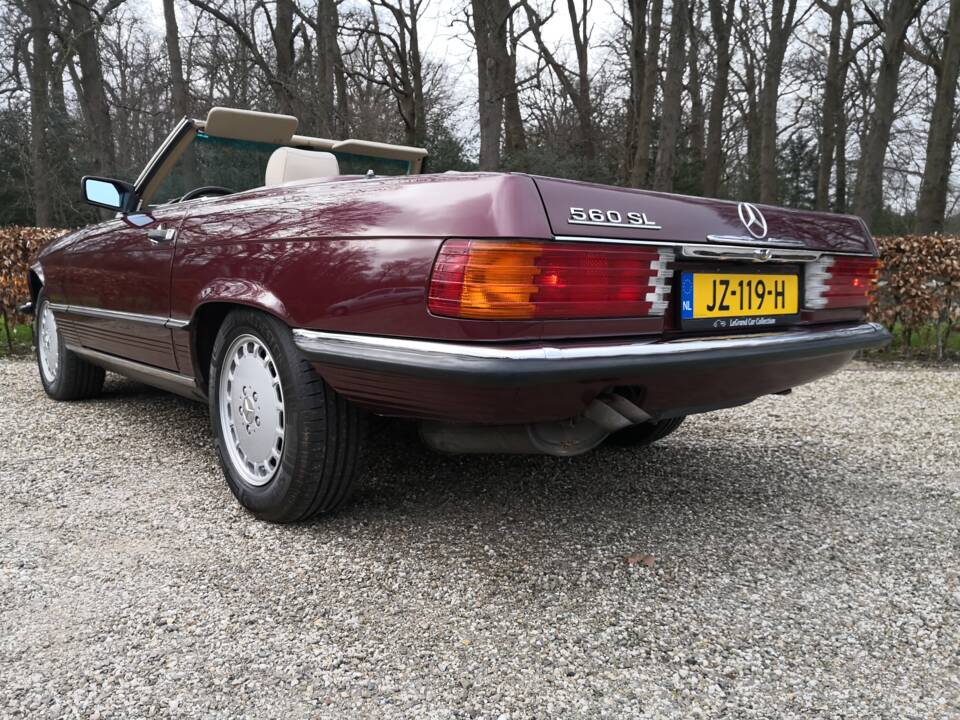 Image 6/38 of Mercedes-Benz 560 SL (1986)