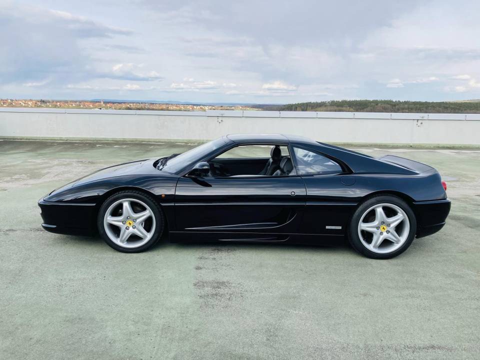 Image 3/15 de Ferrari F 355 GTS (1997)