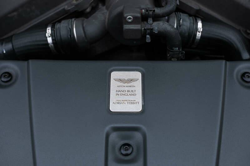 Imagen 32/46 de Aston Martin V12 Zagato (2011)