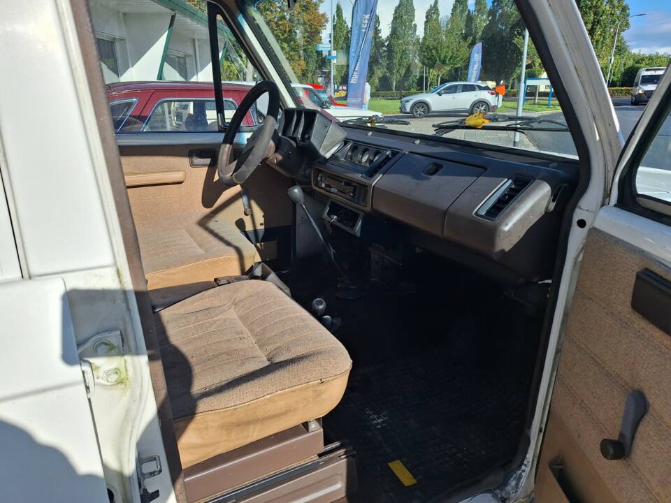 Bild 4/12 von Isuzu Trooper 2.2 TD (1986)