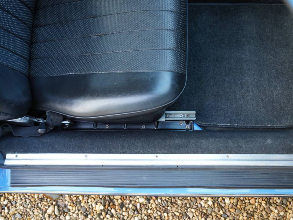 Image 47/50 of Porsche 912 (1969)