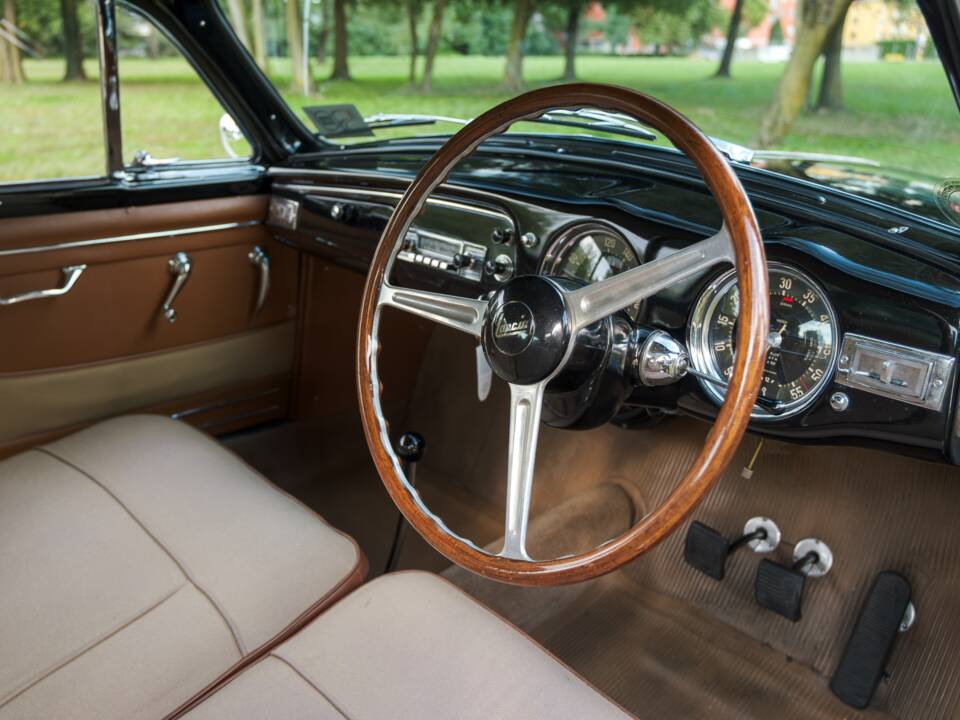 Image 53/97 of Lancia Aurelia B20 GT 2500 (1957)