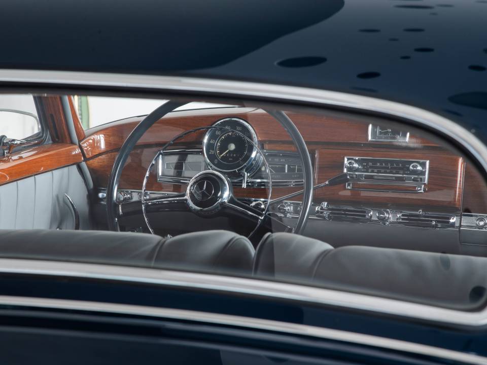 Imagen 24/49 de Mercedes-Benz 300 S (1955)