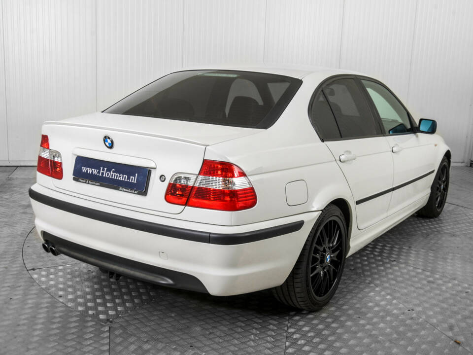 Image 27/50 of BMW 330xi (2002)