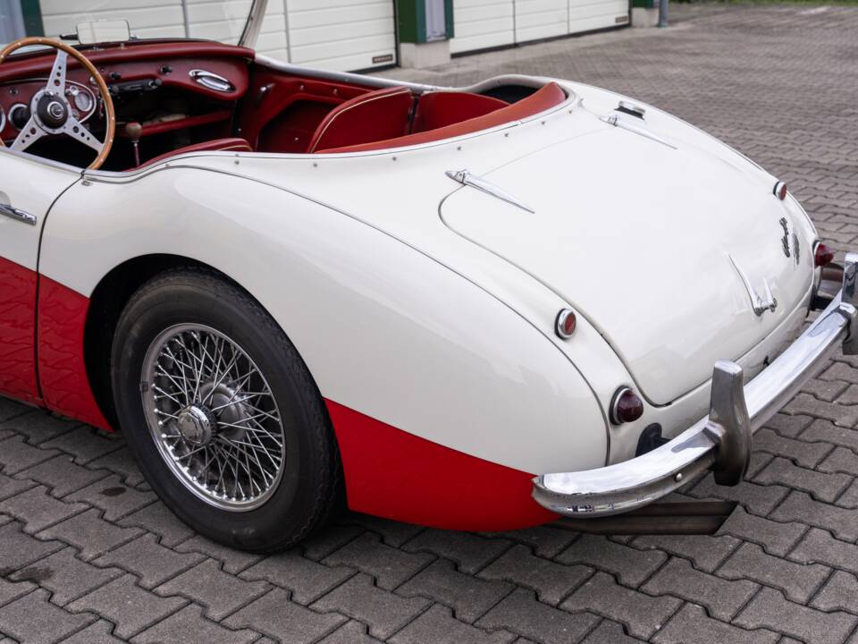 Image 46/72 de Austin-Healey 3000 Mk II (BJ7) (1962)