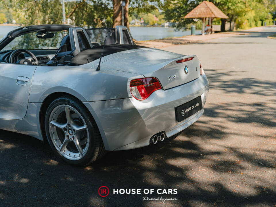 Image 19/42 of BMW Z4 3.0si (2006)