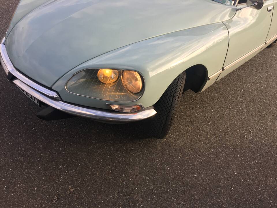 Bild 71/80 von Citroën DS 21 Pallas (1973)