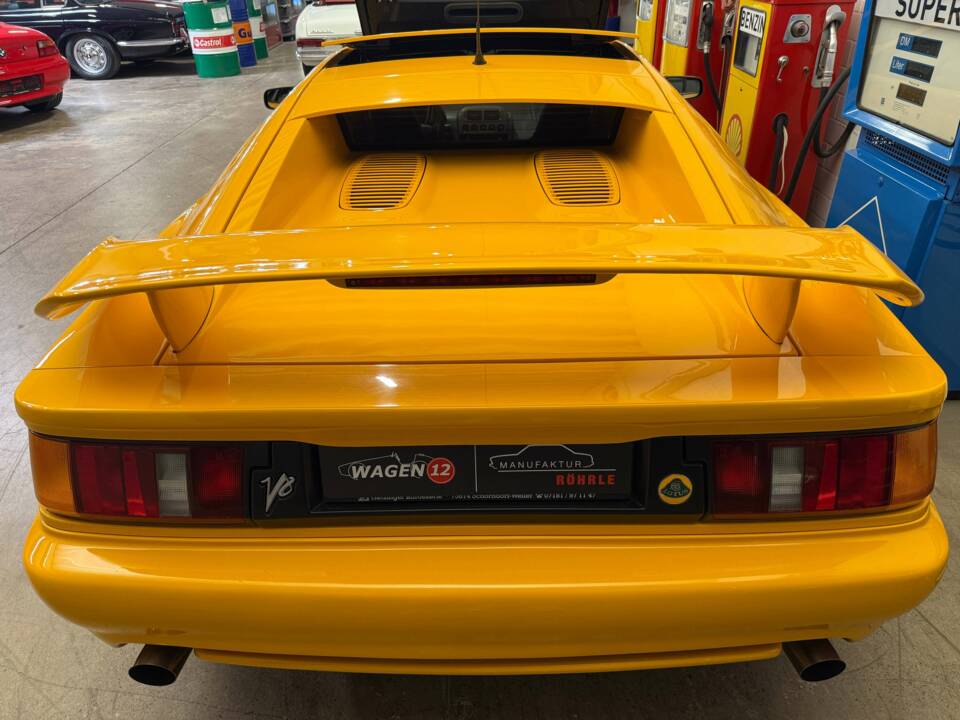 Bild 13/15 von Lotus Esprit V8 BiTurbo (1997)