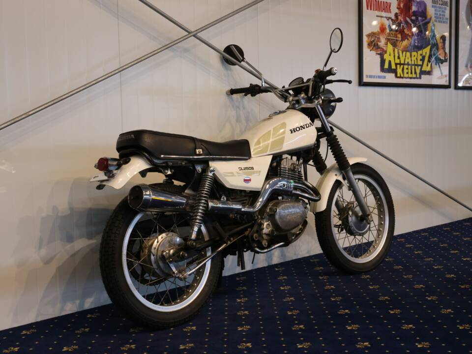 Bild 4/26 von Honda CL 250 S (1900)